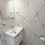 Metelkova Apartment *
