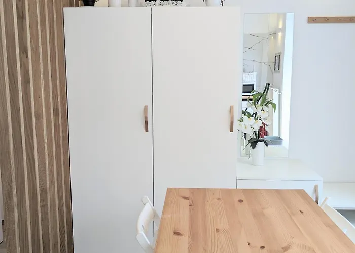 Metelkova Apartment *